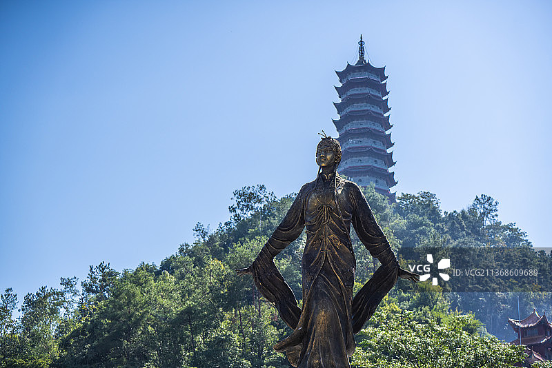 江西省赣州市大余县牡丹亭雕塑图片素材