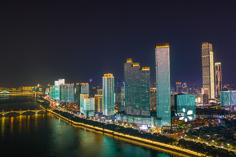 航拍湖南长沙湘江风光带夜景图片素材