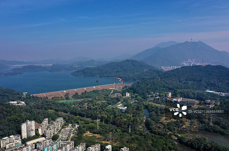 广东省深圳市罗湖区东湖公园深圳水库航拍图片素材