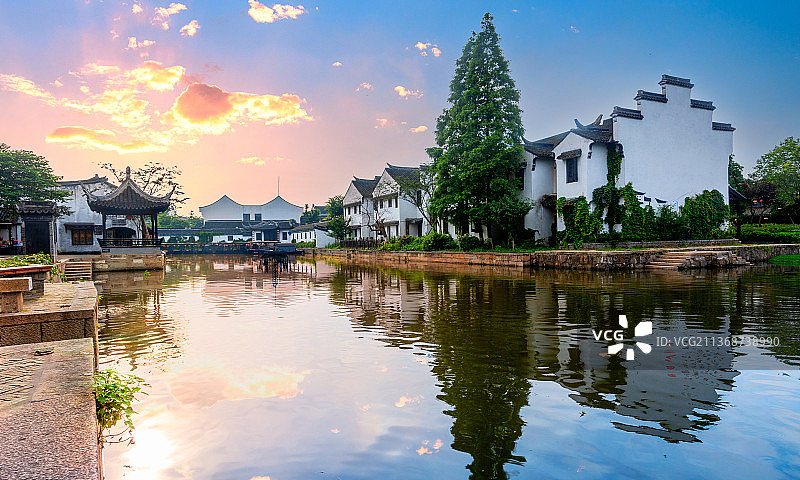 中国浙江省嘉兴西塘古镇建筑风光图片素材