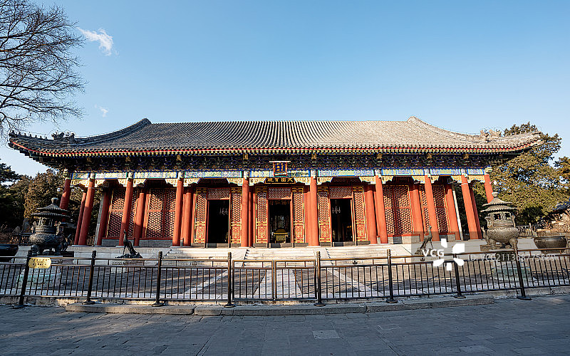 清晨的颐和园仁寿殿图片素材