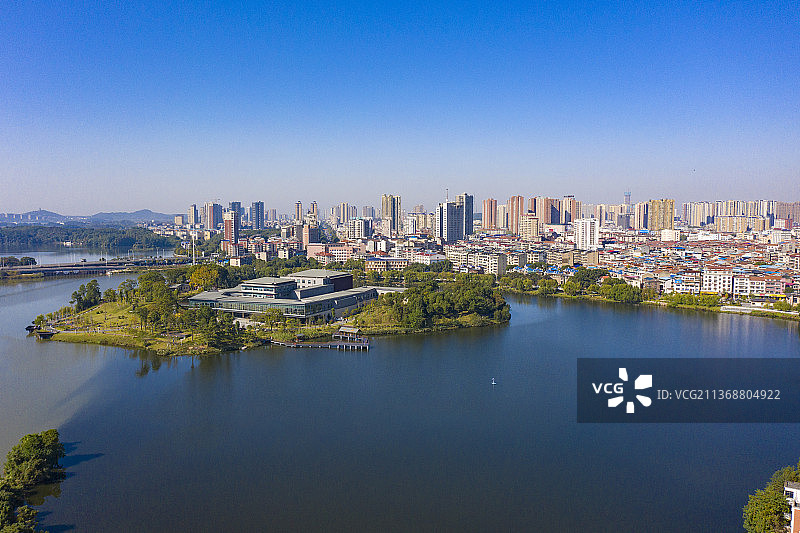 航拍湖南岳阳市城市景观图片素材