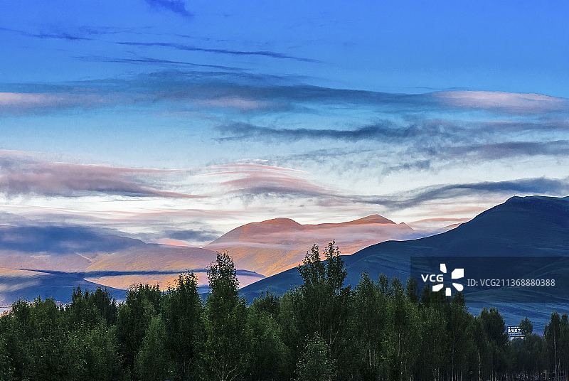 高原朝霞图片素材