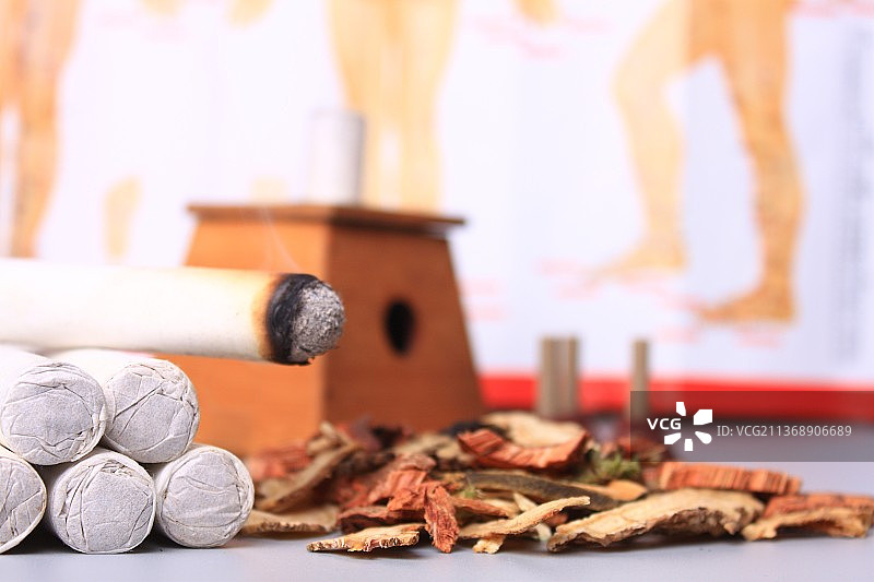 中医中药艾灸盒穴位图静物图片素材