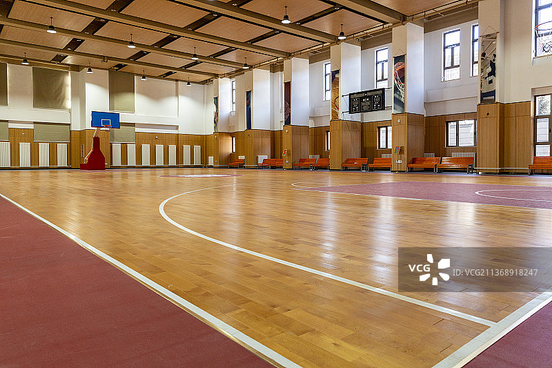 室内篮球比赛场地篮球俱乐部图片素材