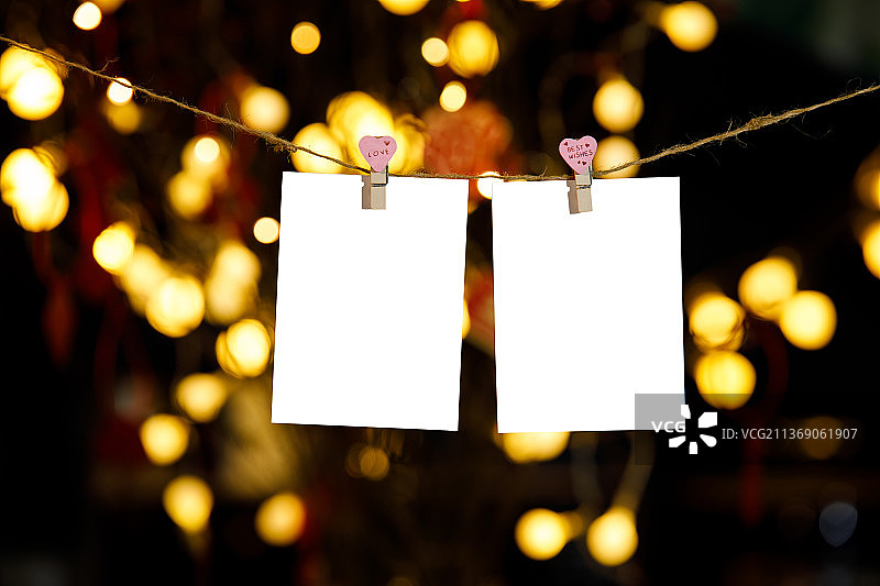 心形夹子和空白卡片图片素材