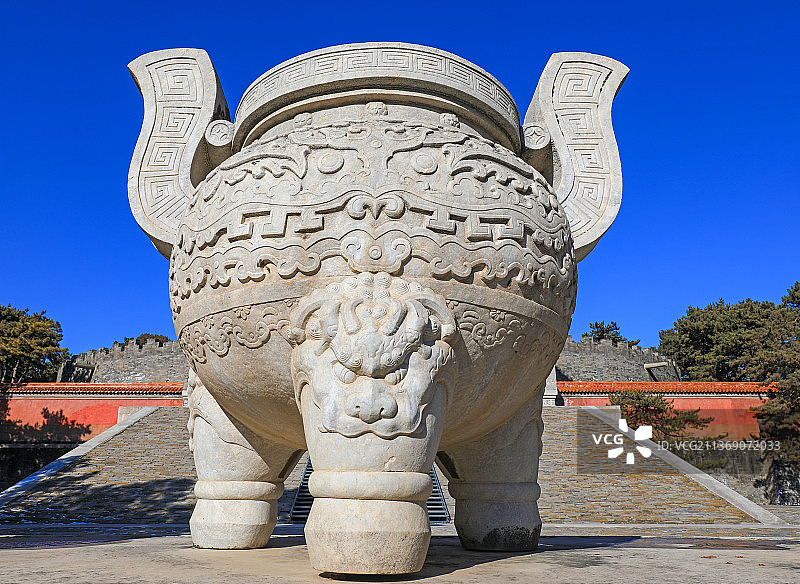 河北遵化清东陵裕陵（乾隆）石五供里的烛台图片素材