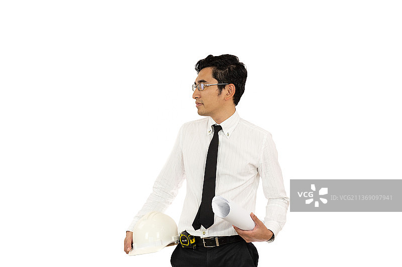 拿着蓝图和安全帽的亚洲男建筑师图片素材