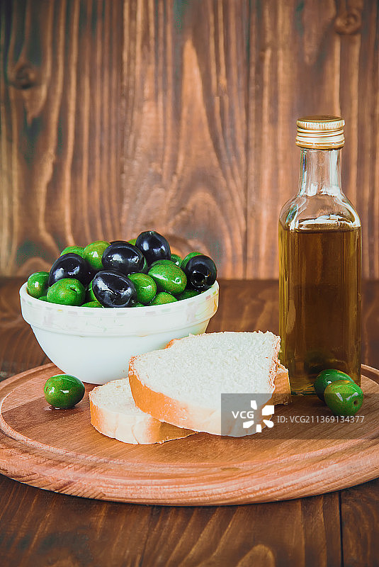 橄榄和橄榄油特写美食图片素材