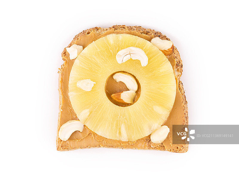 健康花生酱三明治，白色背景下的甜甜圈（摩尔多瓦）图片素材