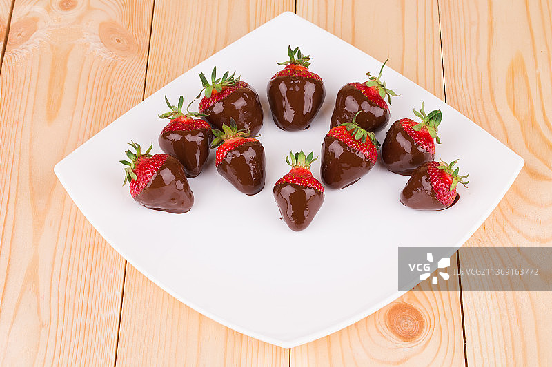 巧克力草莓甜点（摩尔多瓦）图片素材
