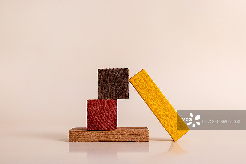 儿童益智天然木制玩具图片素材