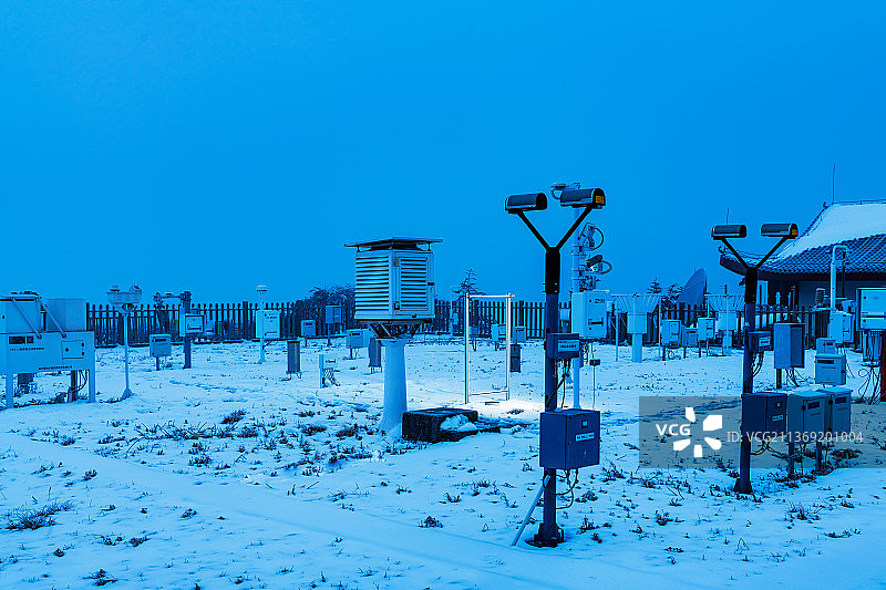 峨眉山气象站图片素材