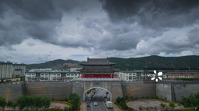 宁夏隆德县城老巷子民宿图片素材