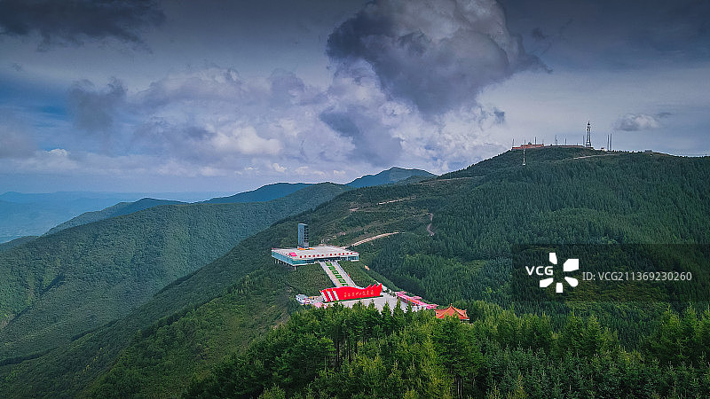 宁夏六盘山红军长征纪念亭图片素材