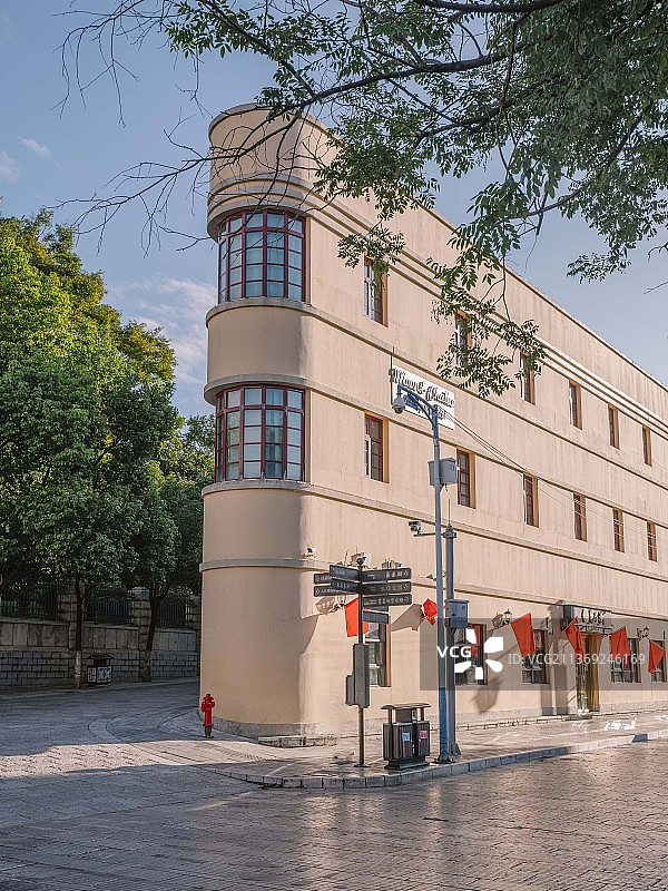 昆明老街 酒杯楼 若安对月楼酒店 地标 航拍 民国建筑 历史图片素材