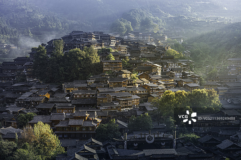 空中高角度俯视山寨图片素材