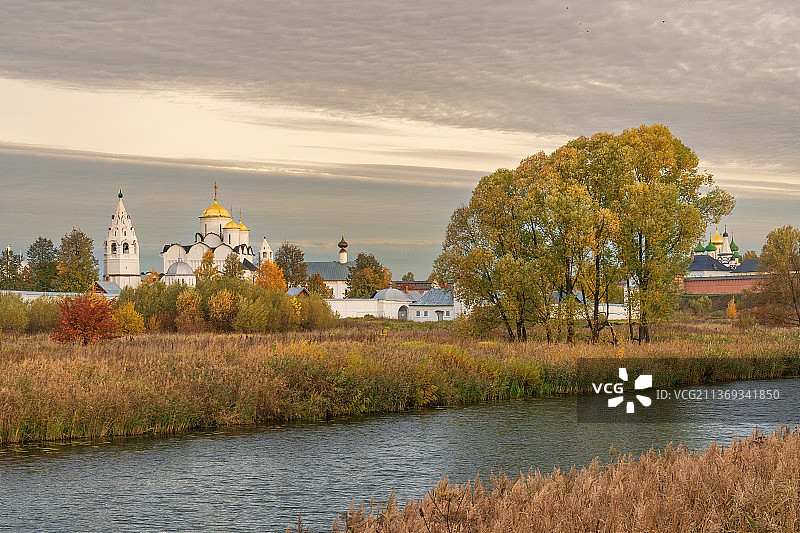 俄罗斯苏兹达尔田园风光图片素材