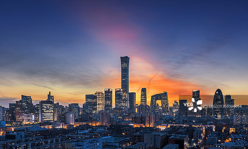 北京中信大厦晚霞图片素材