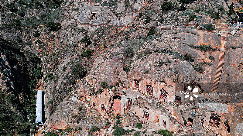 宁夏西吉须弥山石窟风光图片素材