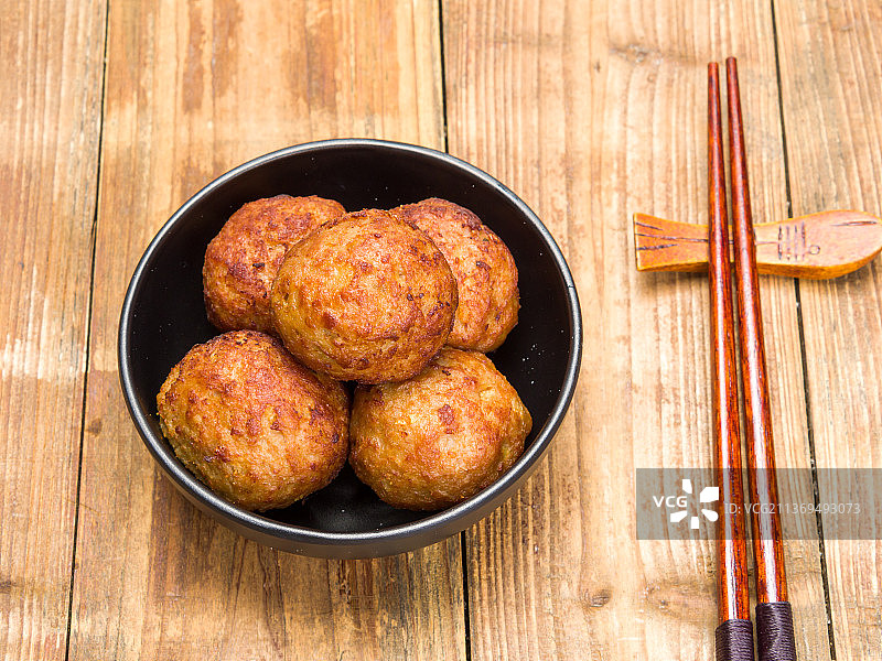 红烧狮子头四喜丸子图片素材