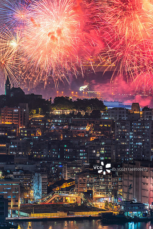 澳门主教山小堂烟花夜景图片素材