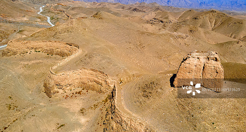 宁夏贺兰山三关口明长城遗址图片素材