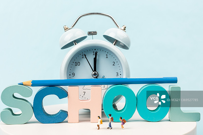 微缩景观教育主题小学生开学季图片素材