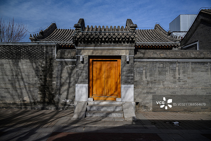 中国传统中式对开实木大门图片素材