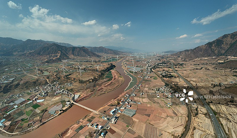 航拍四川西昌德昌的安宁河河谷风力发电场图片素材
