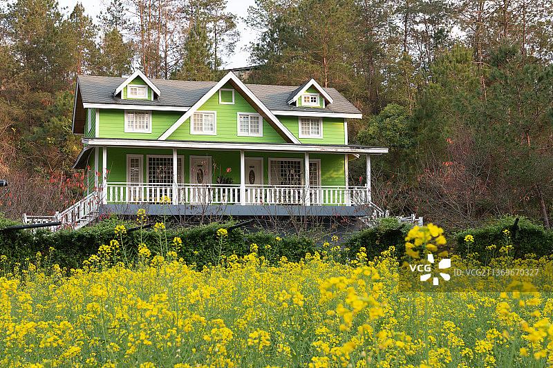 梅州客林爱丽丝庄园田园木屋图片素材