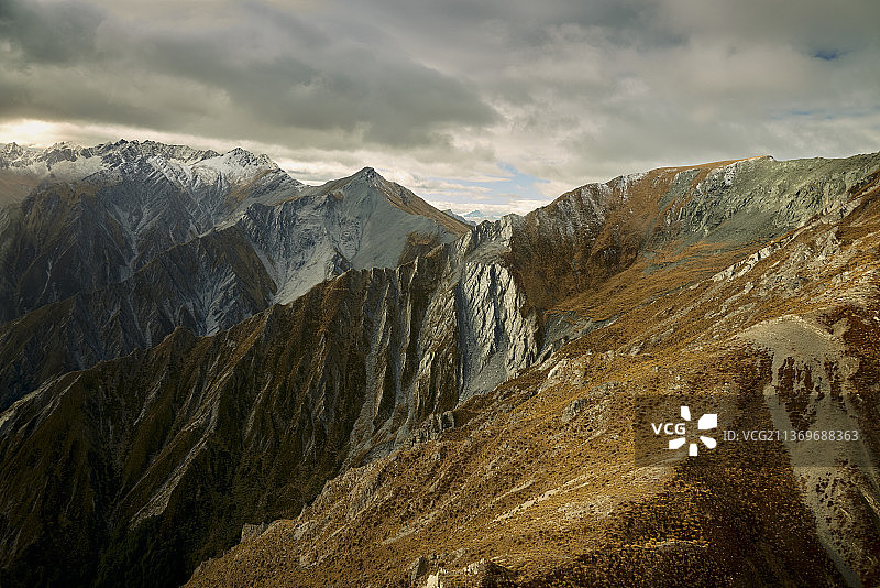 新西兰南岛，航拍巍峨壮丽的南阿尔卑斯山图片素材
