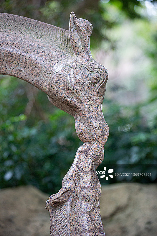 长颈鹿母子石雕特写图片素材