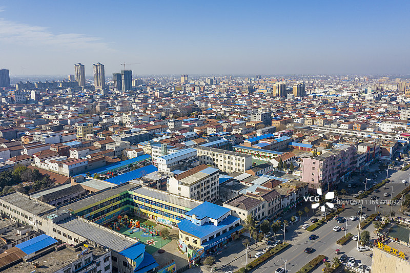 航拍冬季里的周口市沈丘县城图片素材