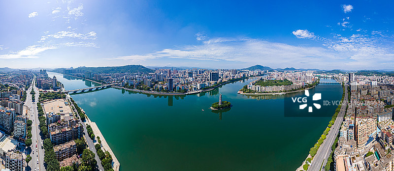 中国广东韶关市城市天际线全景航拍图片素材