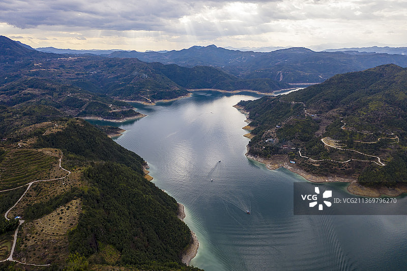 航拍浙江省温州市文成县珊溪水库图片素材