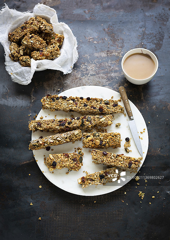 水果坚果燕麦棒图片素材