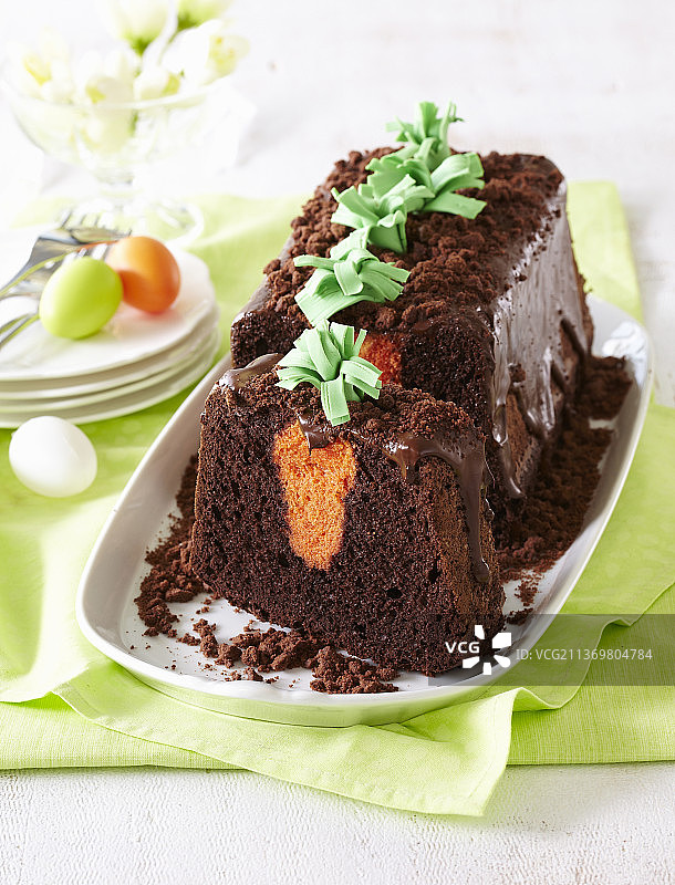 复活节胡萝卜主题巧克力蛋糕图片素材