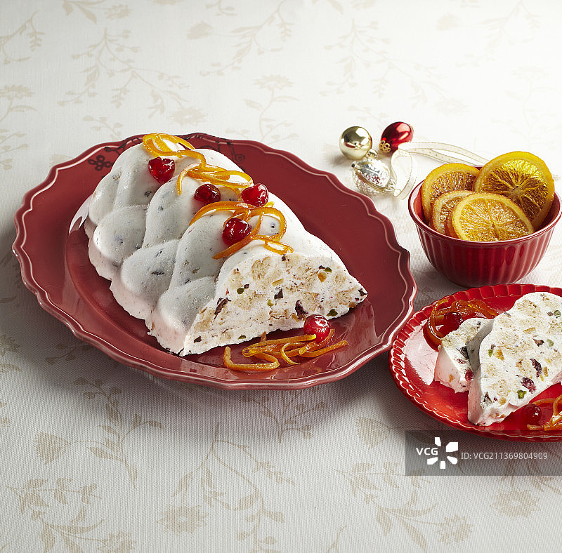 冰冻的圣诞蛋糕图片素材