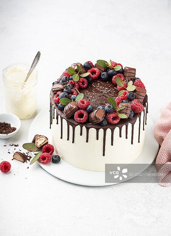 夏季浆果蛋糕图片素材