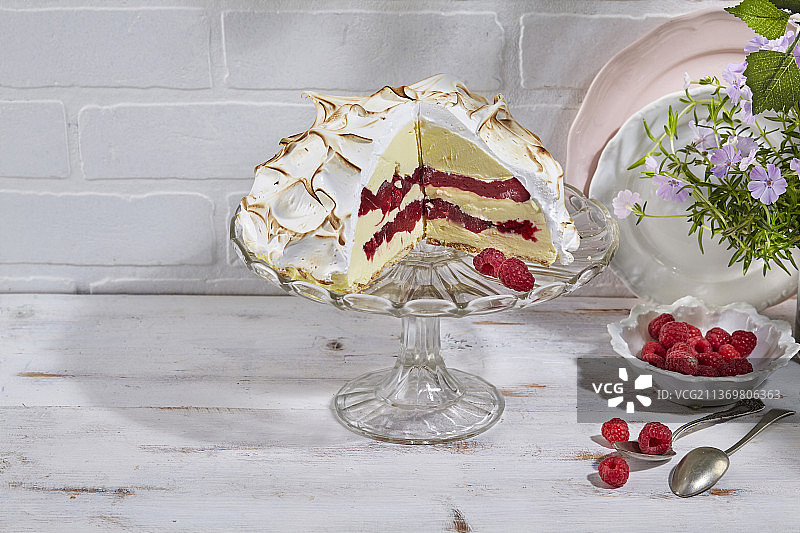 覆盆子烤阿拉斯加图片素材