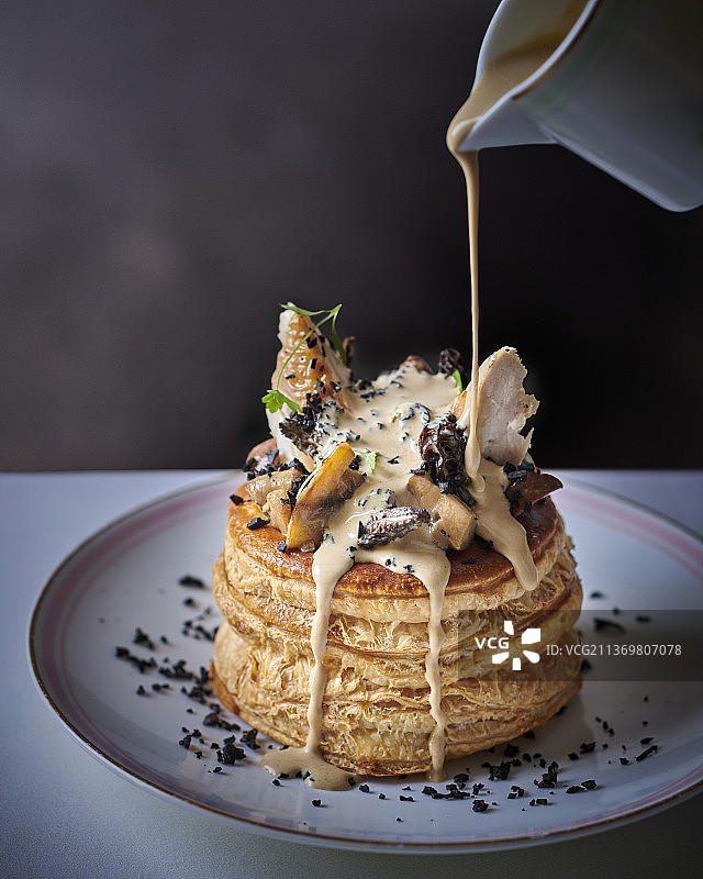 鸡肉蘑菇奶油馅 vol-au-vent图片素材