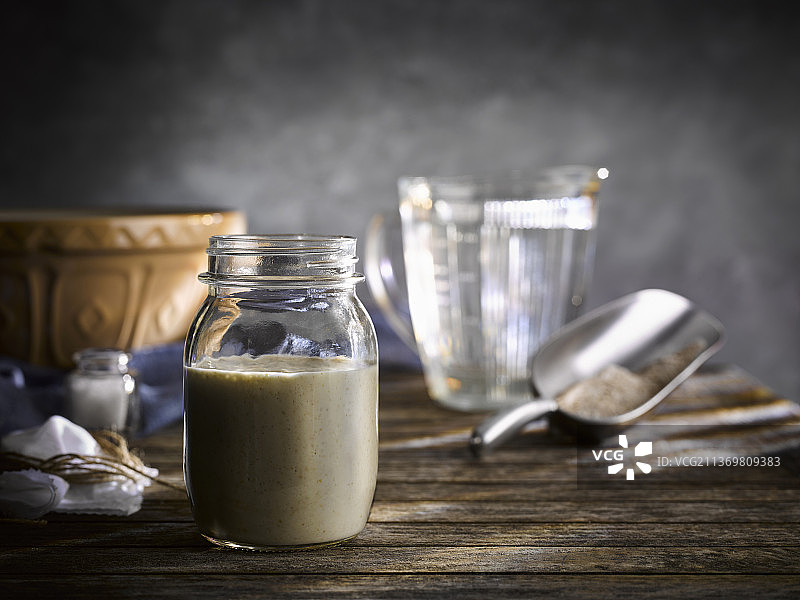 罐装酵母发酵剂图片素材