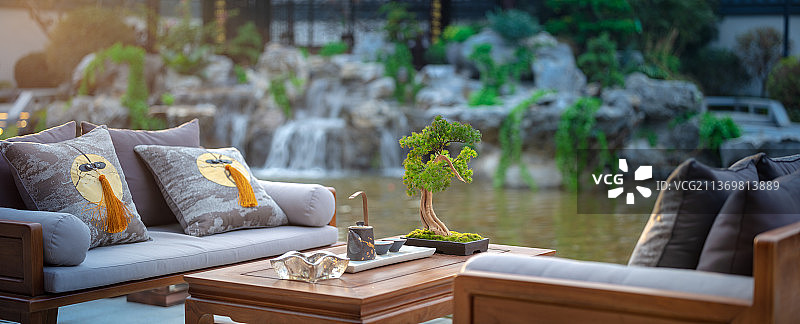 中式园林庭院沙发特写图片素材