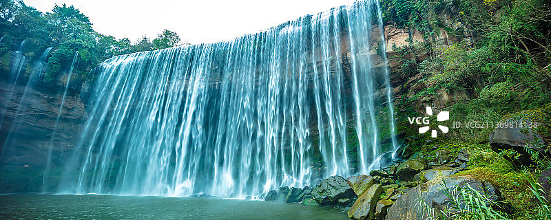 重庆万州大瀑布风景图片素材