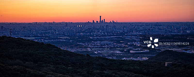 北京西山观望北京城图片素材