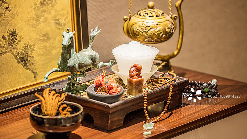 中式小摆件特写图片素材