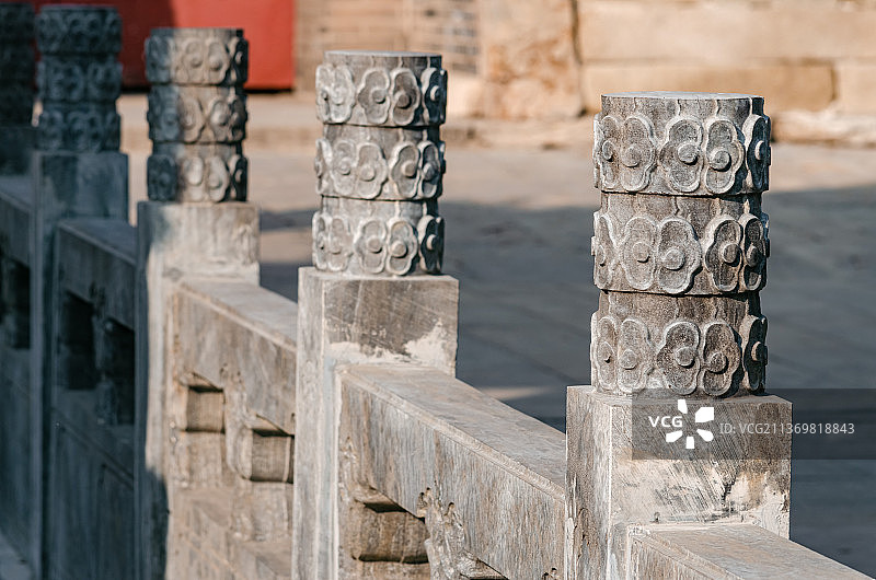 中国古典建筑主题，一排大理石石柱子护栏，户外无人图像景物摄影图片素材