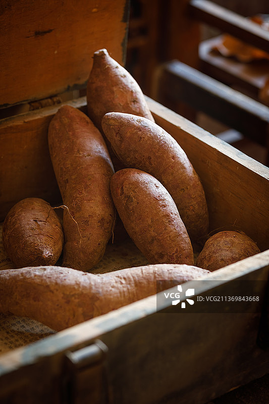 新鲜香甜红薯图片素材