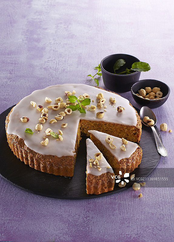 柠檬糖霜光滑胡萝卜蛋糕图片素材